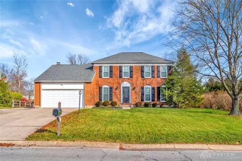6116 Blueberry Dr, Hamilton, OH 45011