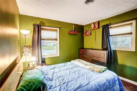 2545 Midvale St, Kettering, OH 45420 photo 6