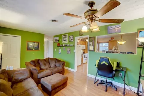 2545 Midvale St, Kettering, OH 45420 photo 4