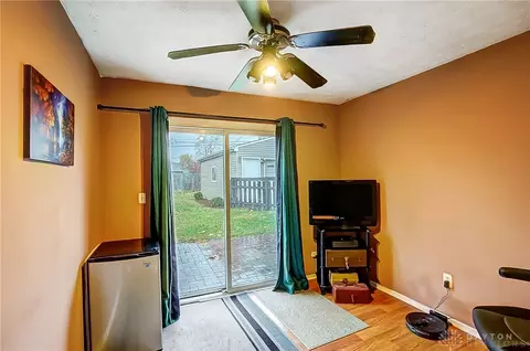 2545 Midvale St, Kettering, OH 45420 photo 9