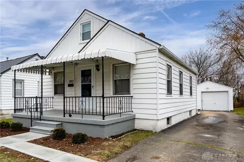 2912 Lansing Dr, Dayton, OH 45420
