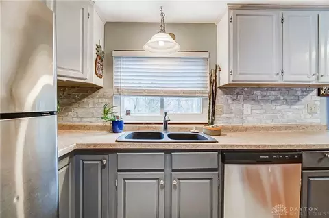 165 Upper Hillside Dr, Bellbrook, OH 45305 photo 5