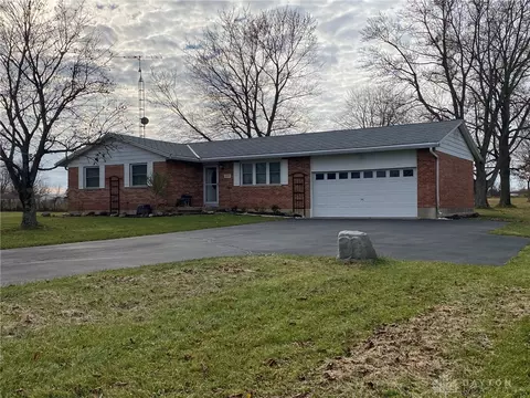 1033 Washington Twin Rd, Eaton, OH 45320