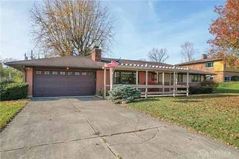 1620 Croydon Ln, Middletown, OH 45042