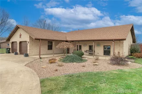 1025 S Fuls Rd, New Lebanon, OH 45345