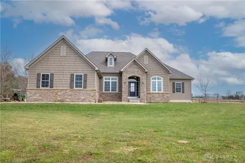 3422 Middleboro Rd, Morrow, OH 45152