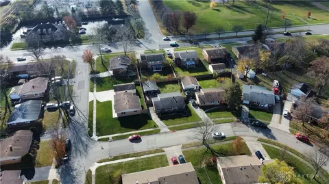 4417 Meadowcroft Rd, Dayton, OH 45429 photo 3