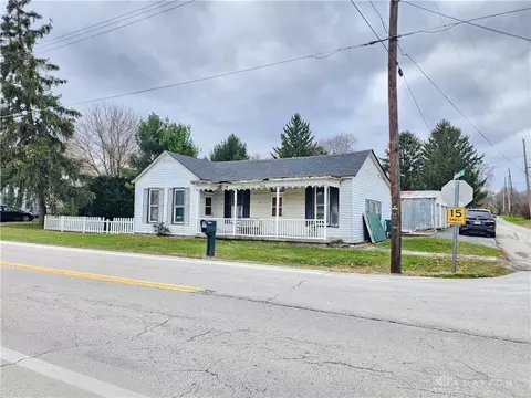 529 State Route 72, Sabina, OH 45169