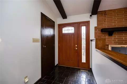 2406 Portage Path, Bellbrook, OH 45305 photo 6