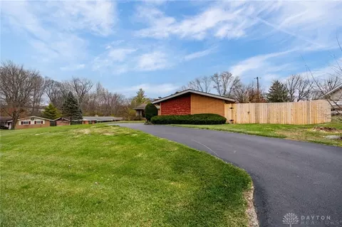 2406 Portage Path, Bellbrook, OH 45305 photo 38