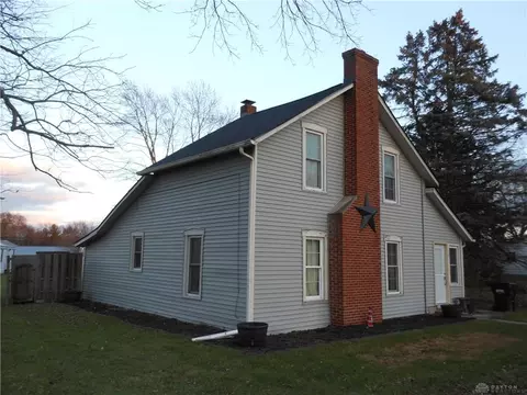 120 N Main St, Laura, OH 45337