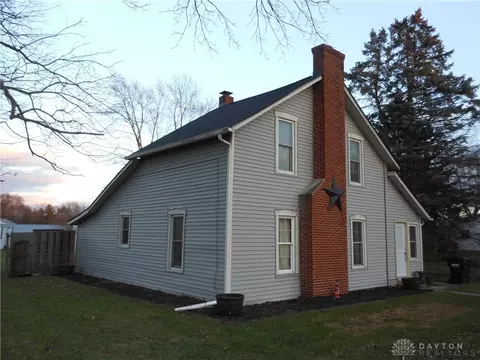 120 N Main St, Laura, OH 45337