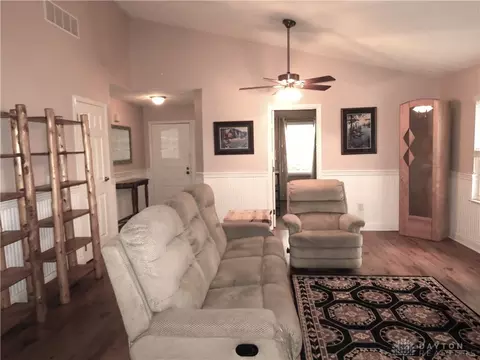 7633 Brams Hill Dr, Dayton, OH 45459 photo 9