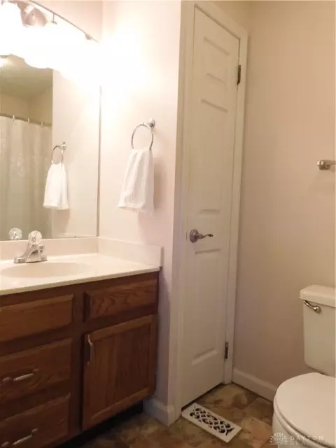 7633 Brams Hill Dr, Dayton, OH 45459 photo 29