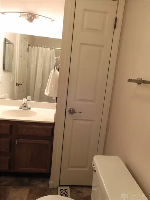 7633 Brams Hill Dr, Dayton, OH 45459 photo 30