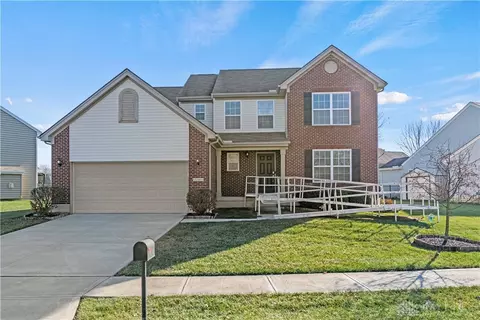 2380 Gardner Dr, Fairborn, OH 45324