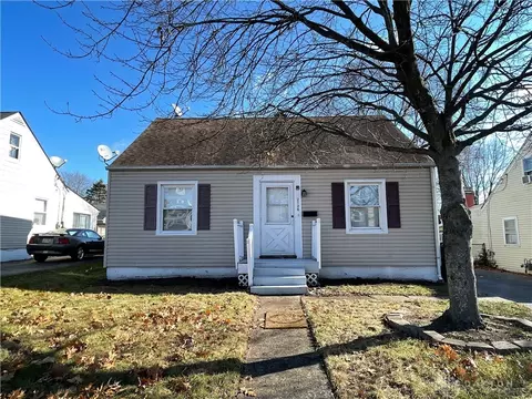 2126 Meriline Ave, Dayton, OH 45420