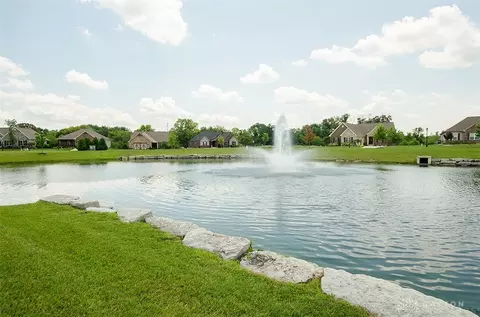 9368 Rochelle Ln, Dayton, OH 45458 photo 12