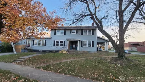 24 W Parkwood Dr, Dayton, OH 45405