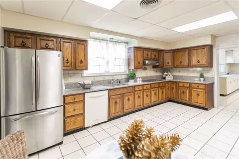 2970 Cathy Ln, Kettering, OH 45429 photo 11