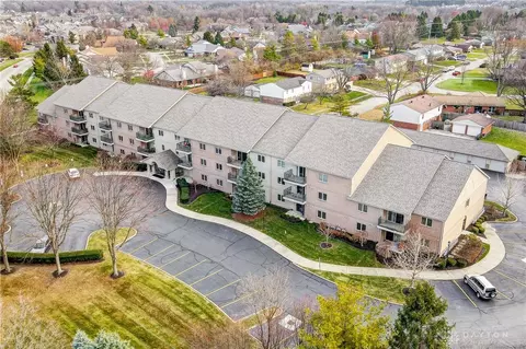 3170 E Stroop Rd #215, Kettering, OH 45440