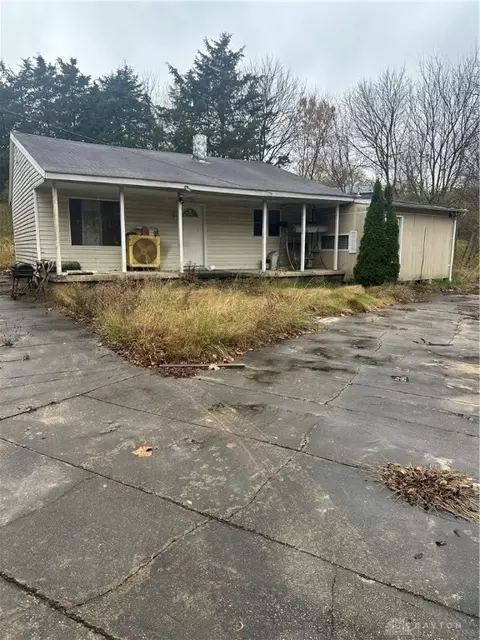 9707 Homestead Dr, Franklin, OH 45005