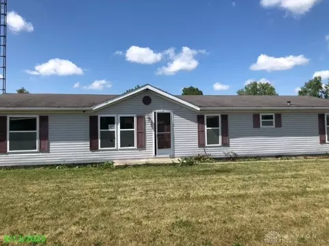 550 Hess St, Bradford, OH 45308