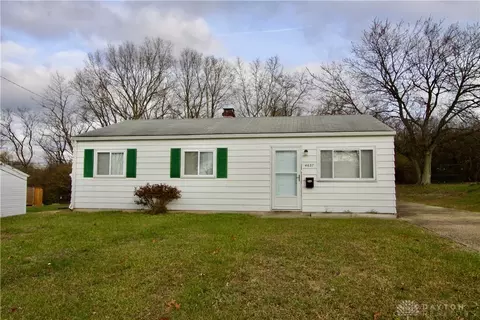 4637 Vanguard Ave, Dayton, OH 45417