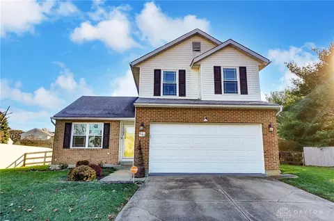 640 Oak Forge Pl, Trenton, OH 45067