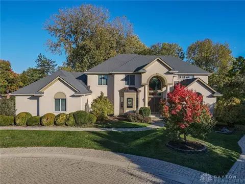 5773 Stone Lake Dr, Centerville, OH 45429 photo 2