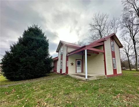 6630 Us Route 35, West Alexandria, OH 45381