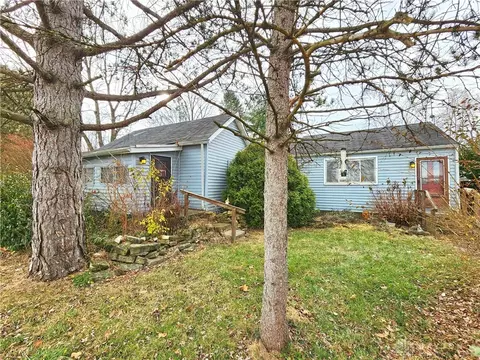 27 North St, Cedarville, OH 45314