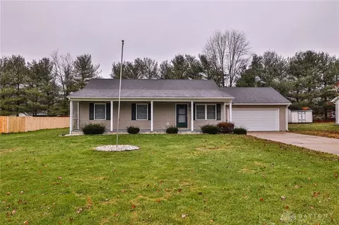 50 Douglas Ln, Georgetown, OH 45121