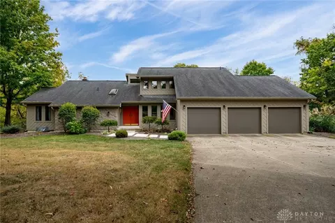 101 Akins Ct, Springboro, OH 45066