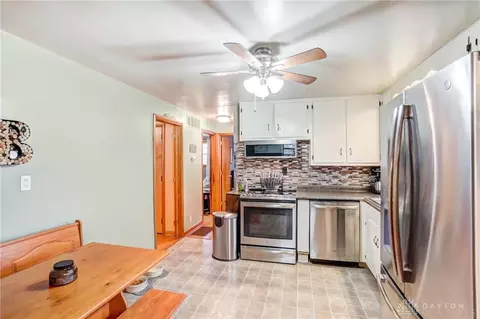 1728 Trinity Dr, Springfield, OH 45503 photo 7