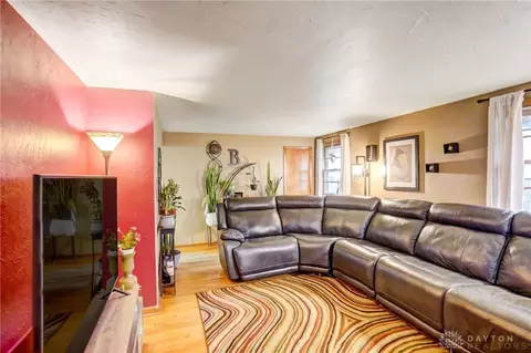 1728 Trinity Dr, Springfield, OH 45503 photo 6