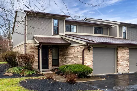 579 Greene Tree Pl, Fairborn, OH 45324