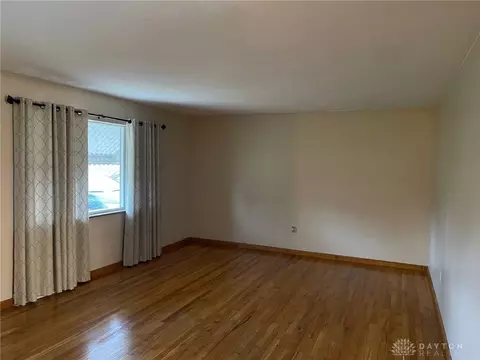 2220 S Burnett Rd, Springfield, OH 45505 photo 15