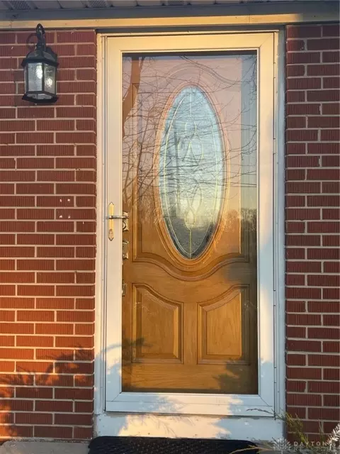 2220 S Burnett Rd, Springfield, OH 45505 photo 8