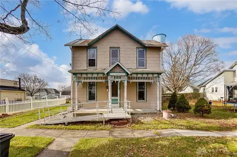 35 N Main St, North Hampton, OH 45349