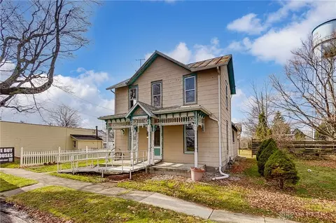 35 N Main St, North Hampton, OH 45349 photo 6