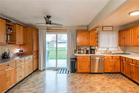 17 Hitching Post Rd, Union, OH 45322 photo 5