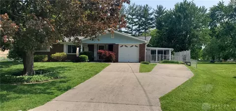 1295 Jerry Ln, Milford, OH 45150