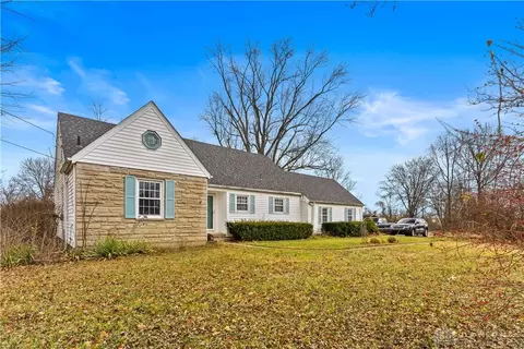 8033 Taylorsville Rd, Dayton, OH 45424