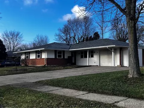 7063 Claybeck Dr, Dayton, OH 45424