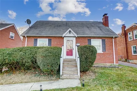 5573 Leumas Rd, Cincinnati, OH 45239