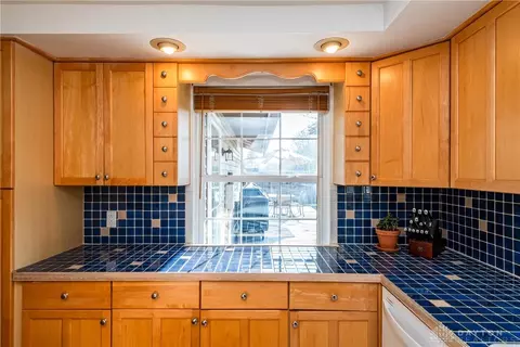 2705 Seymour Ln, Springfield, OH 45503 photo 8