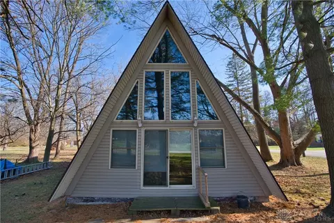 958 Ontario Trl, Jamestown, OH 45335