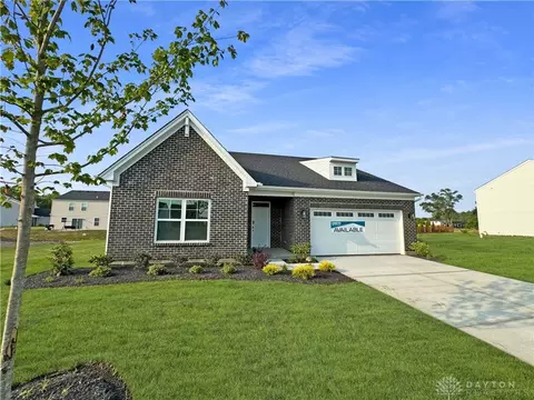 1503 Knightsbridge Ct, Carlisle, OH 45005