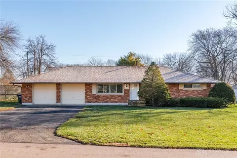9142 Stephanie St, Dayton, OH 45458